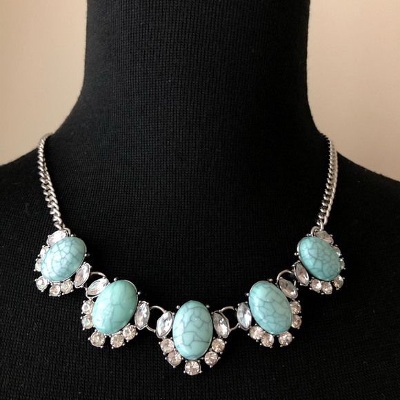 Etcetera Jewelry - Etcetera Faux Howlite Silver Statement Necklace